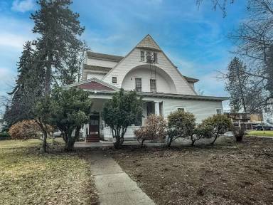 Main picture of 2101 W 1st Ave