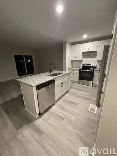 Main picture of 823 31st St SW