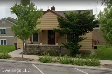 Main picture of 612 E Hillside Dr