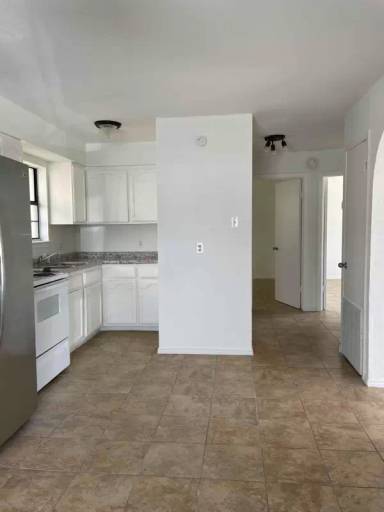 Main picture of 3105 Market St