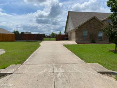 Main picture of 151 Highland Hills Blvd