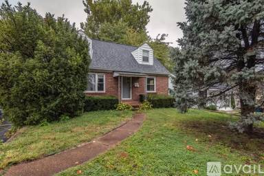 Main picture of 3767 Raymond Ave