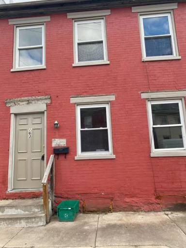 Main picture of 163 W North St