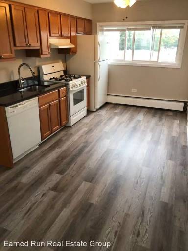 Main picture of 3201 Saint Charles Rd