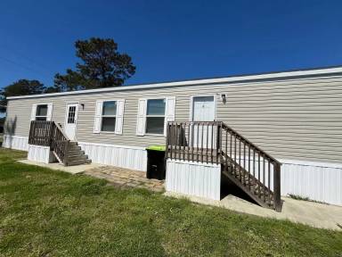 Main picture of 553 Corbin St