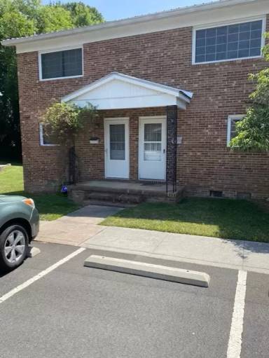 Main picture of 506 N Greensboro St