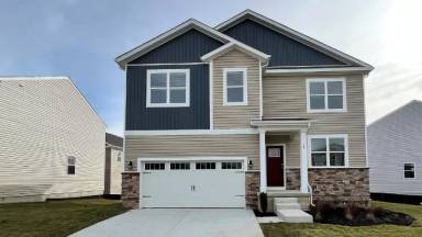 Main picture of 12 Buttercup Cir