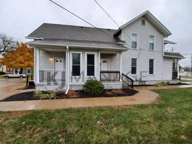 Main picture of 35545 Clinton St
