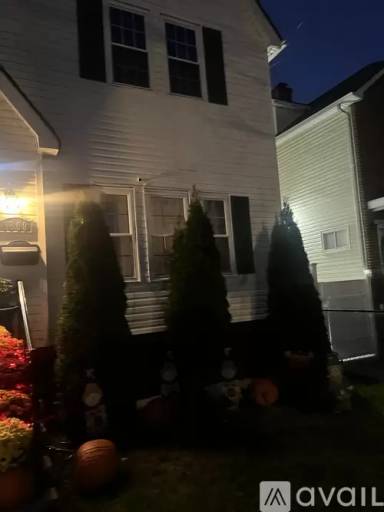 Main picture of 1610 Givan Ave