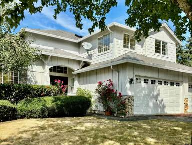 Main picture of 13423 135th Ave NE