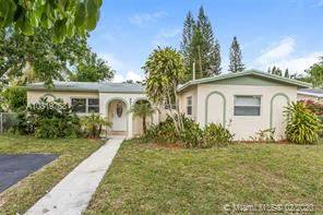 Main picture of 4971 SW 5th Ct
