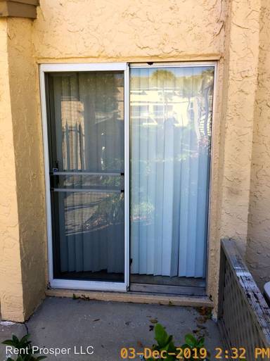 Main picture of 4153 S Semoran Blvd