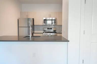 Main picture of 276 Reock St