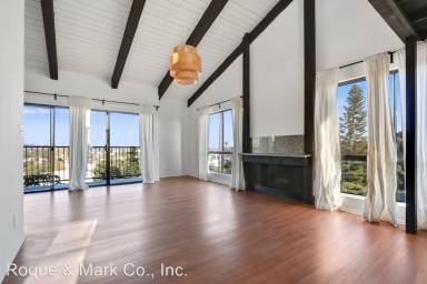 Main picture of 209 4th Ave