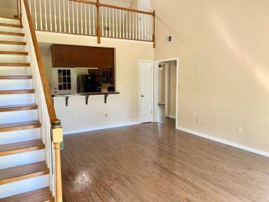 Main picture of 1414 Golf Course Dr