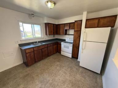 Main picture of 29250 Longview Ave