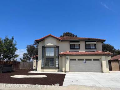Main picture of 893 Mesa Pl