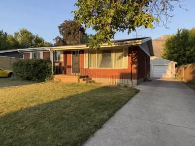 Main picture of 3242 Liberty Ave