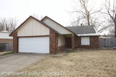 Main picture of 1109 W El Dorado St