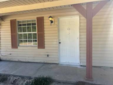 Main picture of 8 Cypress Dr