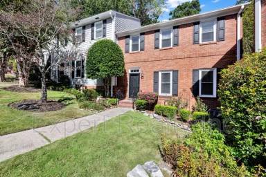 Main picture of 25 The Falls Dr