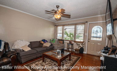 Main picture of 108 April St