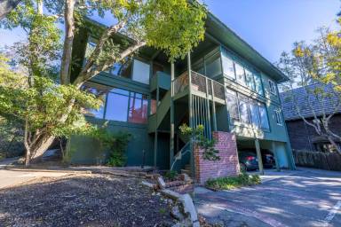 Main picture of 1730 Highland Pl