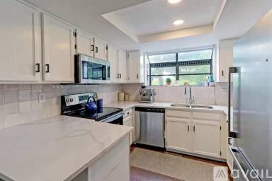 Main picture of 5125 W 73rd Ave