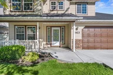 Main picture of 2623 McLaughlin Dr