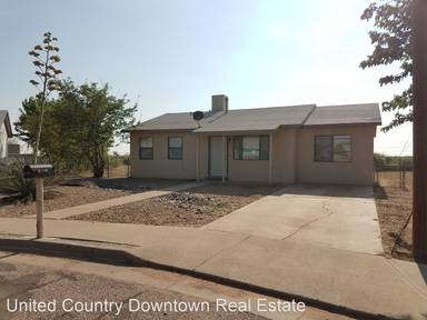 Main picture of 1106 S Memory Ln