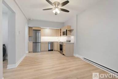 Main picture of 1634 W Howard St