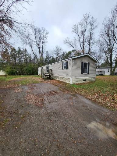 Main picture of 175 Decamp St