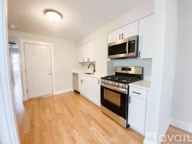 Main picture of 13 Margaret St