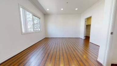 Main picture of 14764 Sylvan St