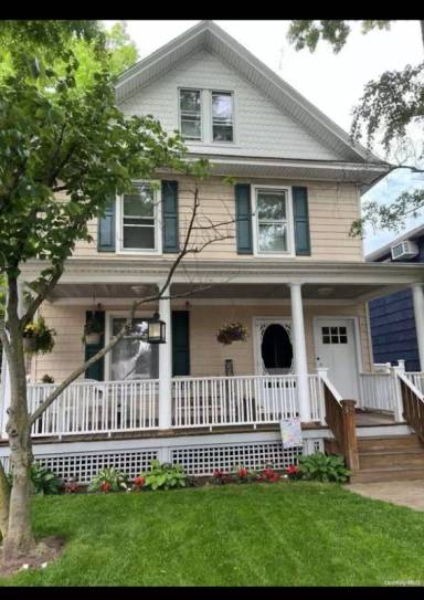 Main picture of 32 S Tyson Ave
