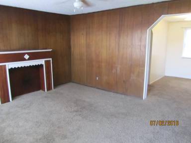 Main picture of 1329 SW Grand Blvd