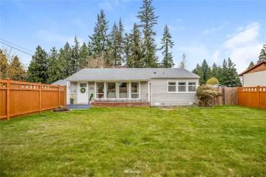 Main picture of 5002 100th St NE