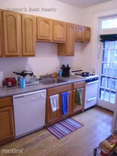 Main picture of Strathmore Road Apartments