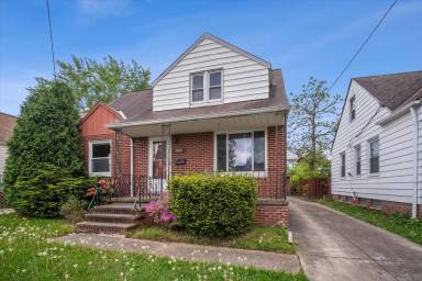 Main picture of 20700 Goller Ave