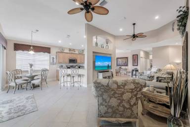 Main picture of 16580 Crownsbury Way