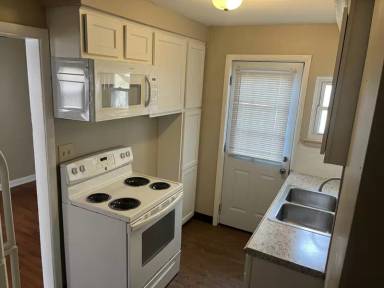 Main picture of 1023 E Weber Rd