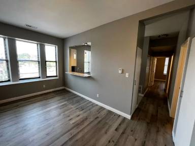 Main picture of 5600-5610 Delmar Boulevard 629 Clara Ave