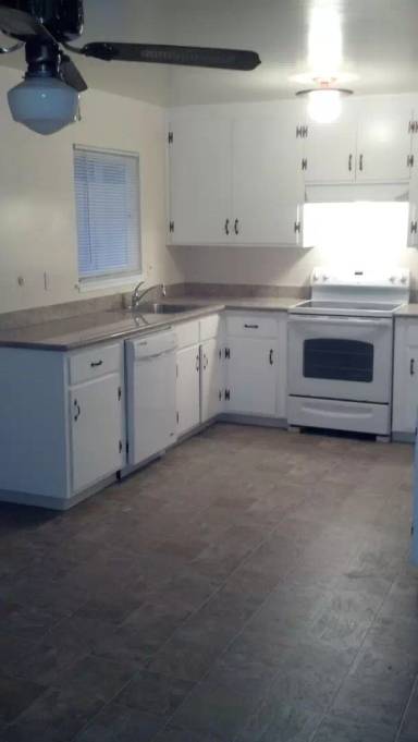 Main picture of 1515 Regent St