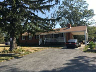 Main picture of 4605 Sandy Spring Rd