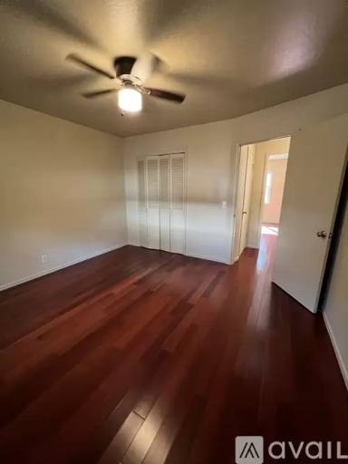 Main picture of 660 Roble Ave