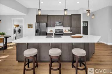 Main picture of 1040 Janna Dr