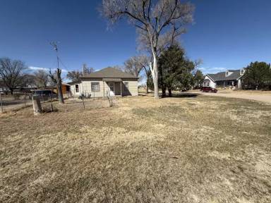 Main picture of 321 7th St