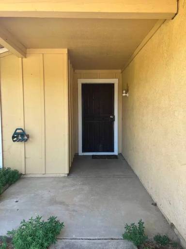 Main picture of 9125 Plumgrove Way