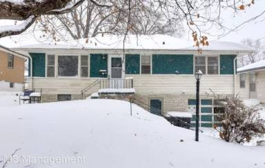 Main picture of 4028 Vernon Ave