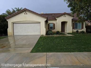 Main picture of 33110 Aquamarine Cir